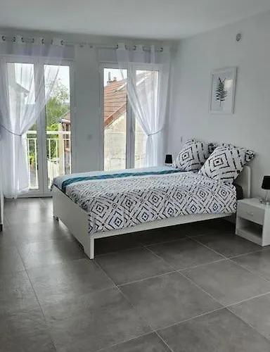 Apartment Agreable Proche Orly 